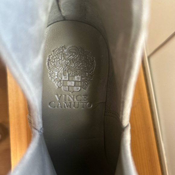 Vince Camuto Gigiettea Suede Bootie - Picture 3 of 8